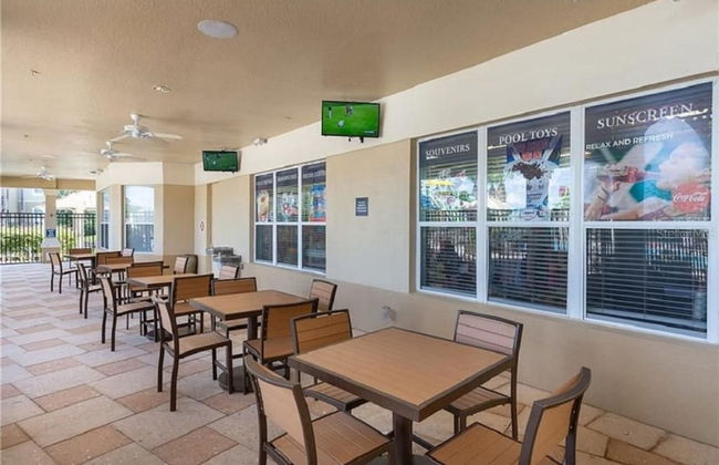 This Amazing 6 Bedroom Property With a Lake View - Foto 66