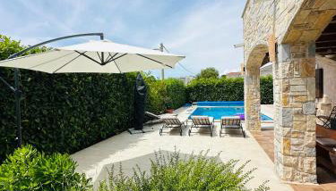 Villa Seaside - Photo 2, Garden, sunbed