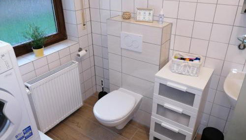 Ebenerdige Ferienwohnung mit großer Terrasse in der Nähe des Waldes, zum wohlfühlen - Foto 4