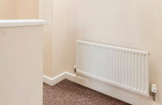 Lovely Two Bed detached house with Parking - Foto 31