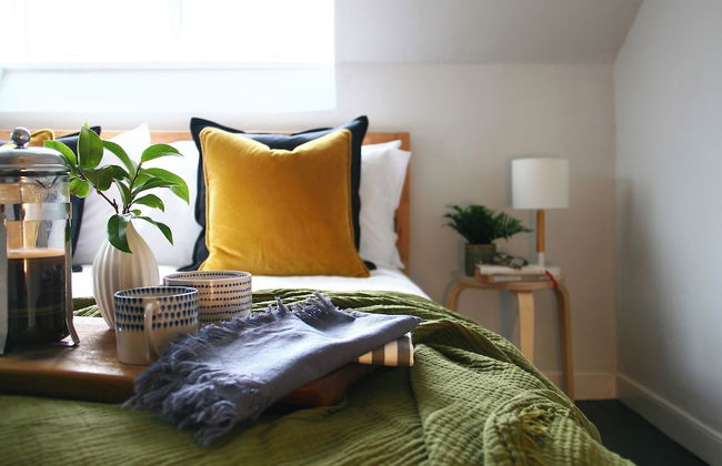 Beautiful 6-bed - Sleeps 12 - Stunning Views - Photo 11