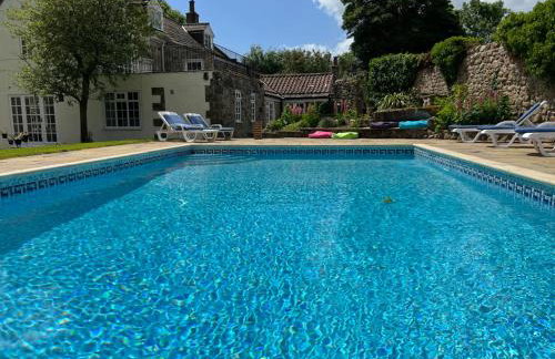 Richmond Hill Cottages, Exclusive 6 bedroom Farm House, Markington with heated pool - Photo 66