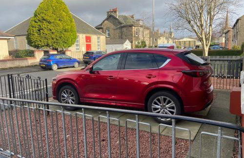 3BR Sleeps 6 Free Parking Near Glasgow City - Foto 6