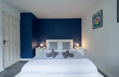 Spacious 5-bedroom home perfect for large groups - Foto 20