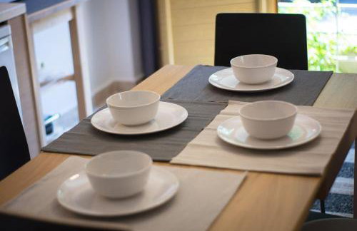 Quiet Urban Studio with Private Backyard - Foto 16