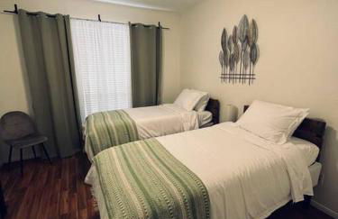 Home Away From Home-Cozy 2 BDRM Condo/Med Cntr/NRG - Foto 21