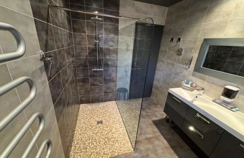 proche de Collioure maison au calme avec Spa - Foto 28