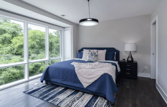 Luxe 4bdr w/ Balcony & Parking, 10 Mins to Broadway 9th Avenue by Avantstay - Foto 12