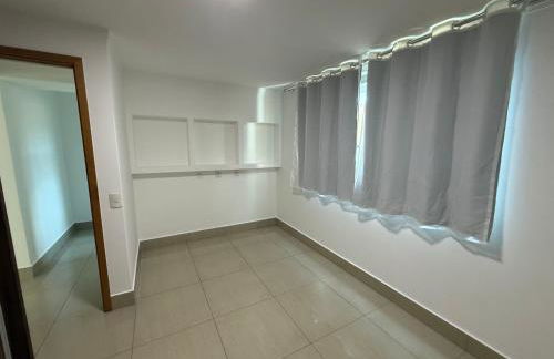 Apartamento novo a 400 metros do Shopping Flamboyant e a 6 km do MotoGP - Foto 4