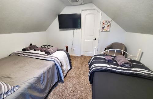 -Serendipity Lodge at Yosemite- BBQ-Full Kitchen-King Bed - Foto 16