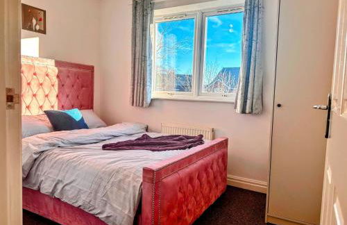 Contractor-Friendly 2BR Gem Wi-Fi Free Parking - Foto 17