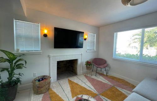 Jungle Cottage with luxury pool, hot tub and more! - Photo 19