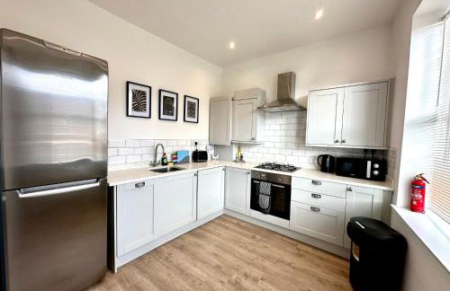 Stylish 3Bed apartment with FREE PARKING - Foto 15