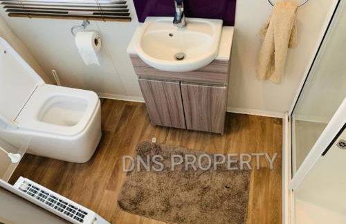 Caravan - Sleeps 6 - Near The Deep & Old Town - Foto 5