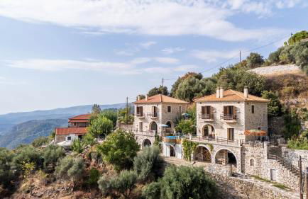 Mountain Oasis - Pool & Playground near Neda Falls - Foto 82