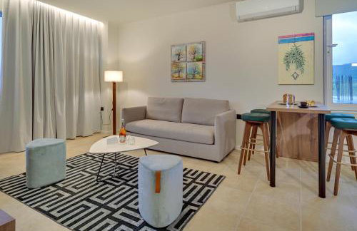 Nomads Lux Studios & Business Center - Photo 36