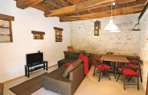 Pet Friendly Home In Stroncone Terni Tr - Photo 16