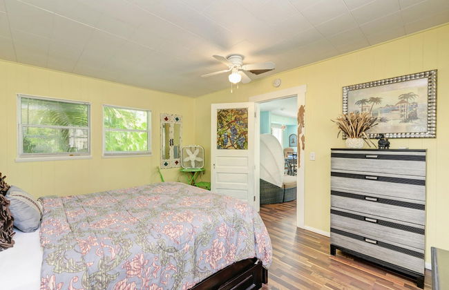 Cottage Haven-one Minute Walk To The Beach-private Yards-keyless Locks - Foto 25