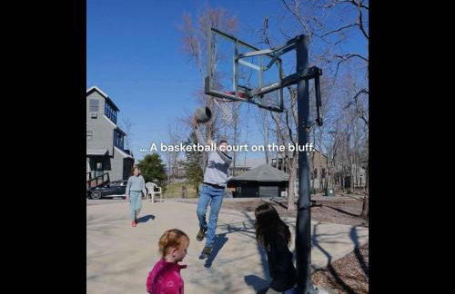 The Lumber Jack Pine Treehouse at Treetop Escapes - Foto 62