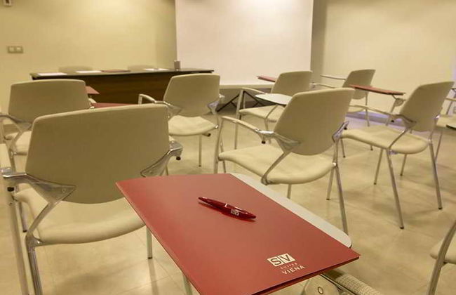 Suites Viena Plaza de España - Photo 16