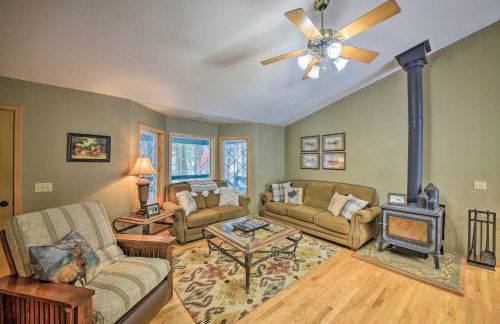 Montana Home on 5 Acres Near Lake Koocanusa! - Foto 1