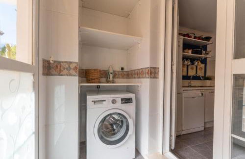 Apartment, front line beach, in Las Arenas, Bahía de Marbella - Photo 31