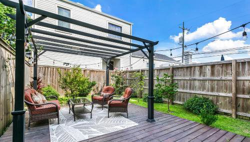 Spacious Loft-Style 3BR Townhouse by Hosteeva - Foto 4