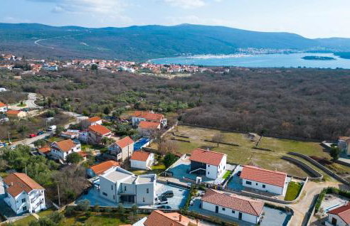 Nice Home In Krk With Sauna - Photo 22