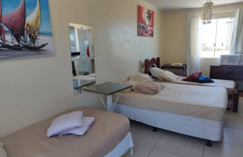 kitnet central com linda vista 75 - Foto 9