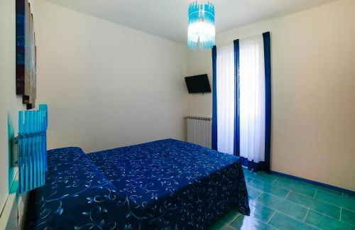 Amalfi Coast Ncopp' a' Scalinatella - Photo 13