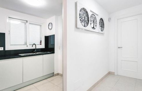 2 Bedroom Cozy Apartment In Cala Bona - Foto 15