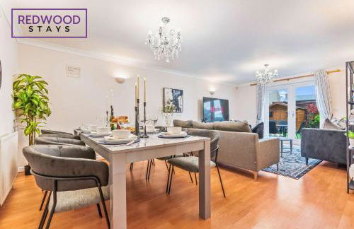 Cozy Family & Contractor Home 3X FREE Parking by Redwood Stays - Foto 36