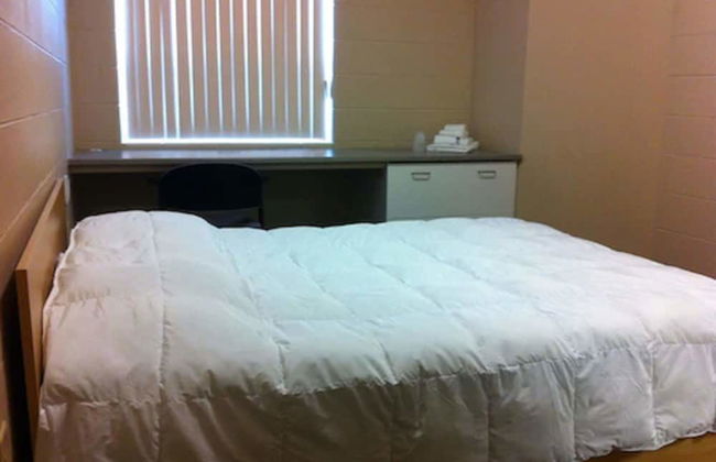 Residence & Conference Centre - Sudbury North - Photo 4