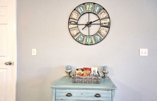 Screened Balcony with Views Sleek Lake Ozark Gem! - Foto 25