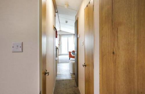 Ocean View - Photo 11