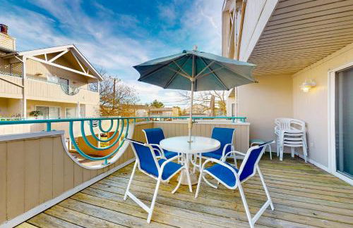 Town of Dewey Beach ---13 Read Ave. Unit 2 - Photo 2