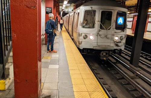 Luxury duplex in 1880s brownstone w private garden - Foto 8
