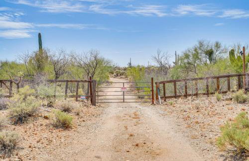 10-Acre Desert Oasis with Expansive Patio in Tucson! - Foto 30