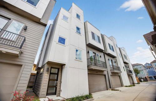 Urban EaDo Retreat - 3BR Townhome w Deck - Foto 8