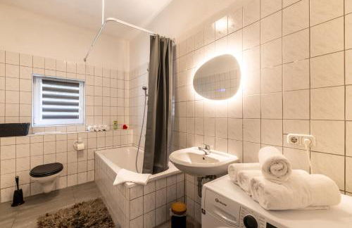 HohnsteinOase-Fasssauna und Kühlbecken-3 SZ-Parkplatz - Waschmaschine - Foto 5