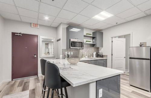 Stylish and Prestigious - 2 Bed 2 Bath On The Avenue - Foto 5