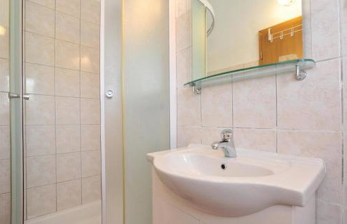 Beautiful Home In Prgomet - Foto 34