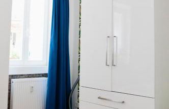 Beautiful Park Apartment for 4 Guests - Photo 11