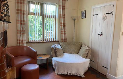 Quirky Cottage with Private Garden Nr New Quay Cardigan Bay - Photo 5