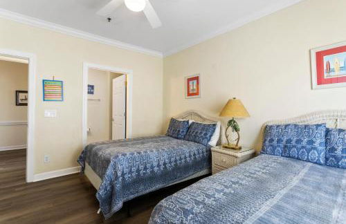 Oceanview 4BR/4BA Condo, Steps to Beach/Pool - Foto 44