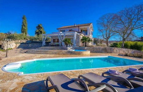 Villa Laria - Photo 1