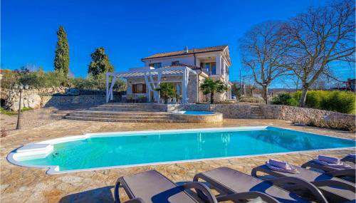 Villa Laria - Photo 1