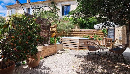 Un air de vignes, au cœur de Maussane, au calme - Foto 2