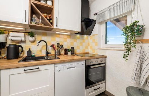 2 Bedroom Nice Home In Senj - Foto 5