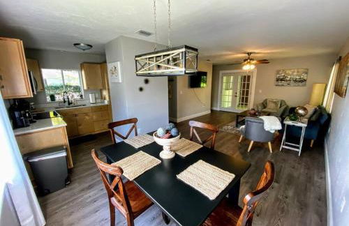 Cute downtown home by Depot Park - Foto 33